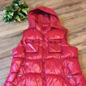 Women’s red faded glory puff vest xl